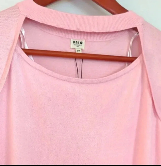 🌴2/$25🌴UNIQ | Light Pink Lightweight Stretchy Cutout Sweater Size Small - Picture 4 of 4